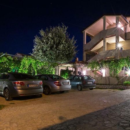Sanic Apartments 518 Lopar Exterior photo